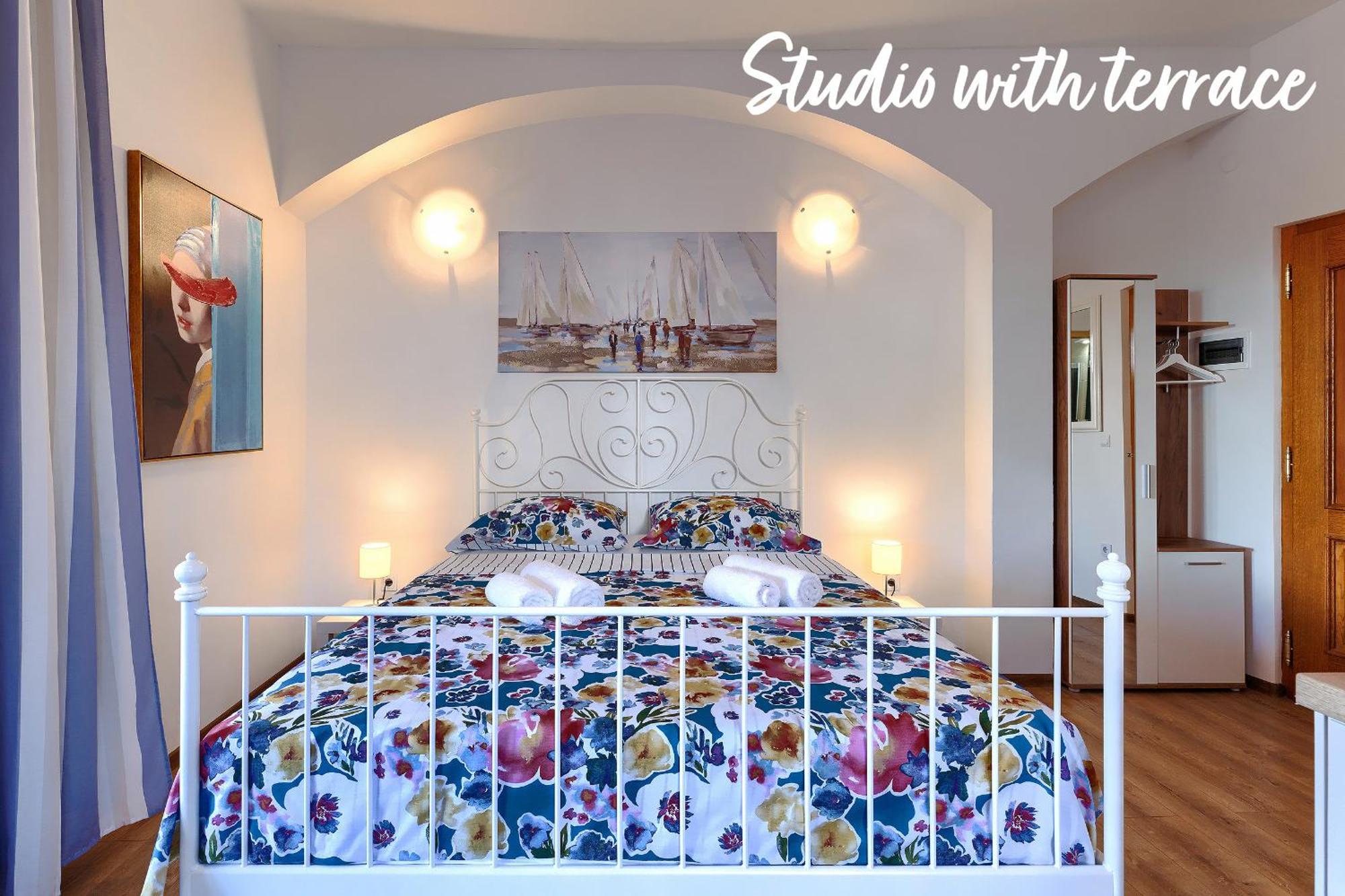 Studios Notte Sul Porto Rovinj Exteriér fotografie