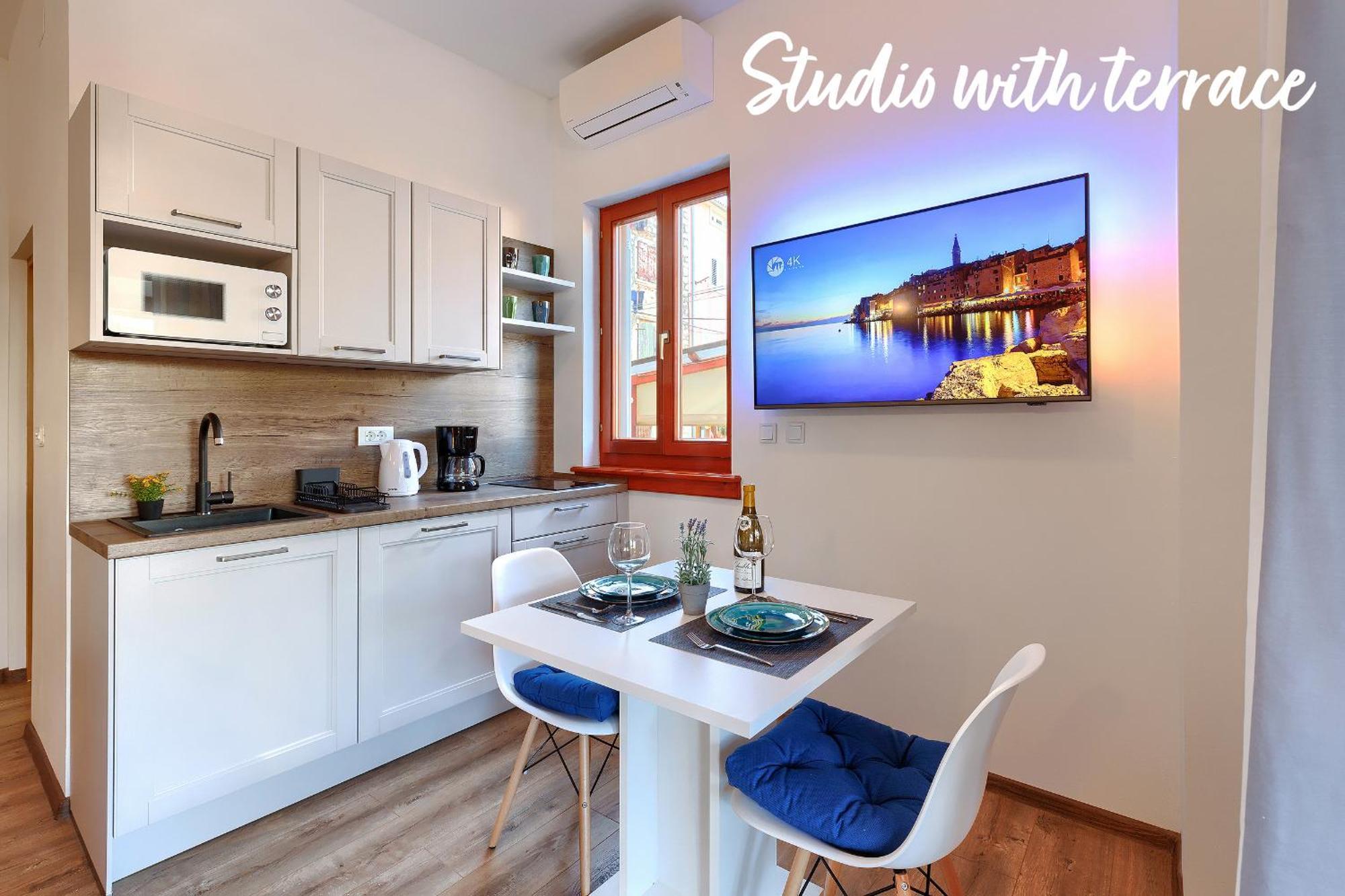 Studios Notte Sul Porto Rovinj Exteriér fotografie