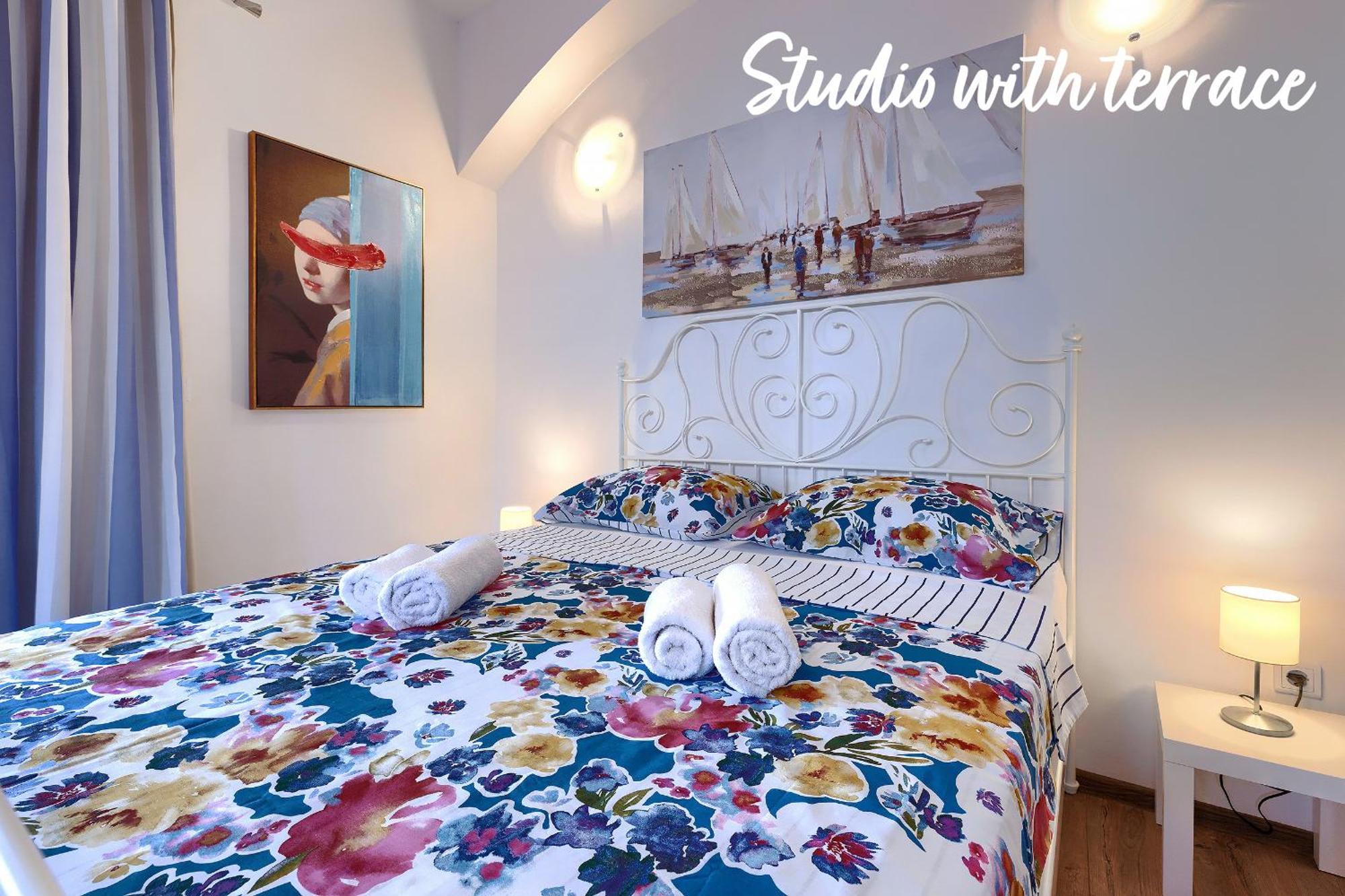 Studios Notte Sul Porto Rovinj Exteriér fotografie