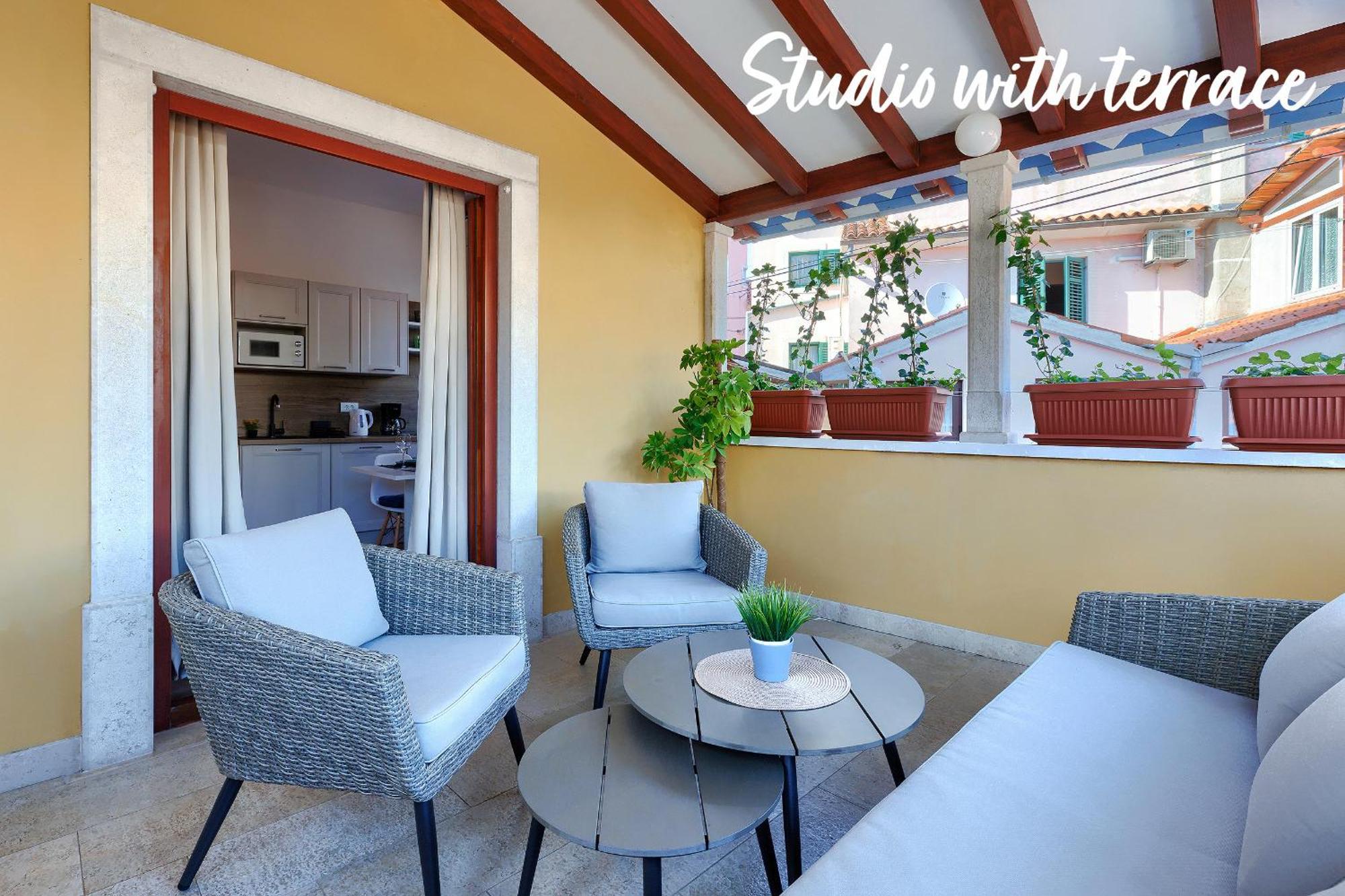 Studios Notte Sul Porto Rovinj Exteriér fotografie
