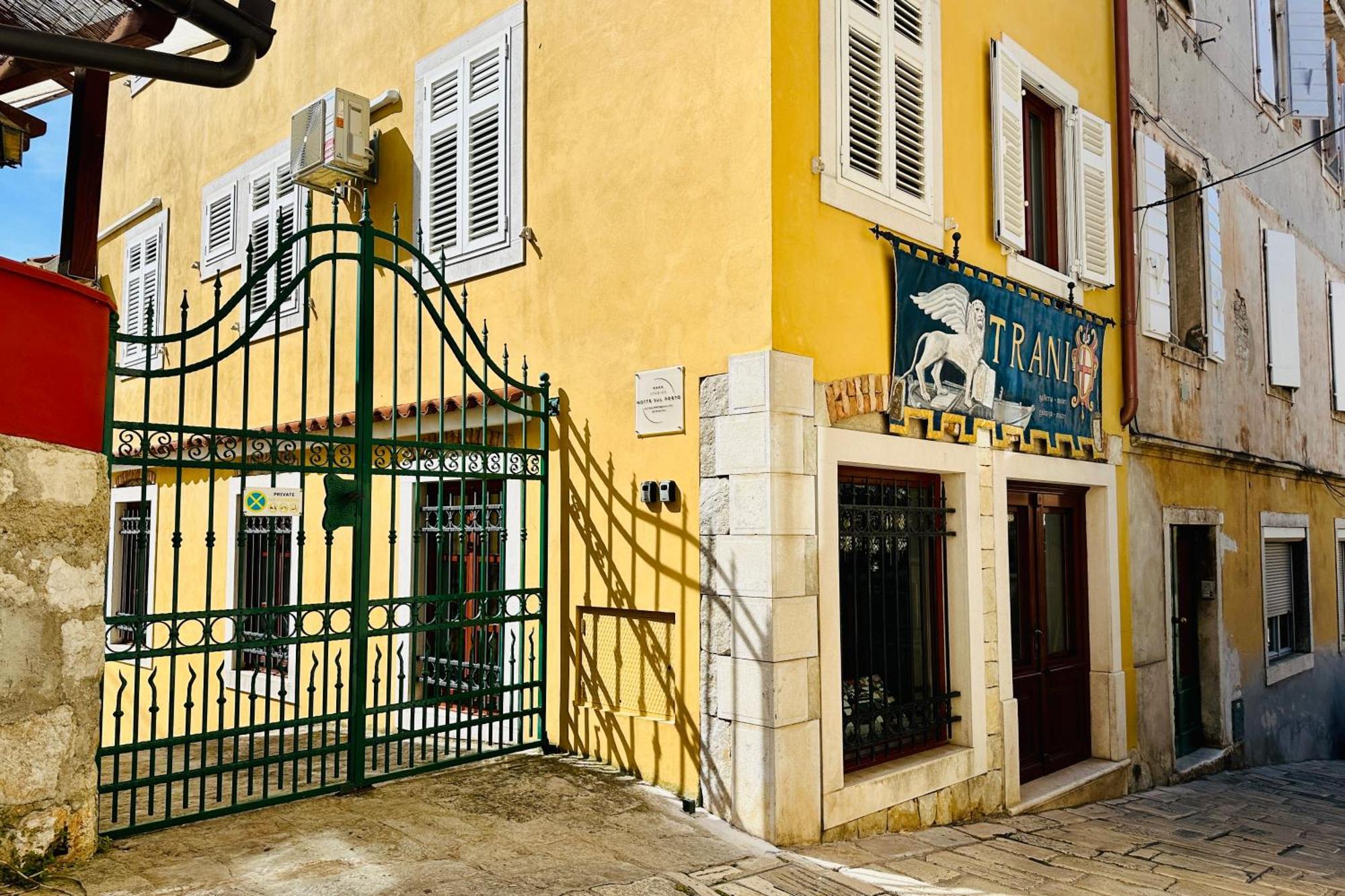 Studios Notte Sul Porto Rovinj Exteriér fotografie